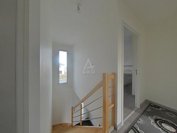 MAISON 113 M² AVEC 4 CHAMBRES / VIE DE PLAIN PIED