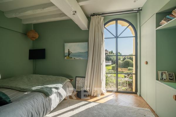Bordeaux rive droite — Domaine d'exception, 580m² de bâtis, Parc Signature 8850m² & Piscine Bali