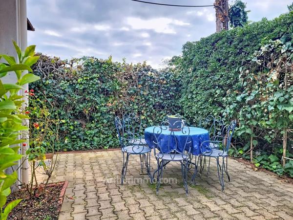 Vente                                                      Maison
                        
                     3 pièces                      86 m2                     à Mouans-Sartoux