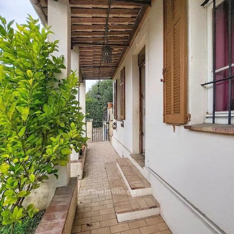 Vente                                                      Maison
                        
                     3 pièces                      86 m2                     à Mouans-Sartoux
