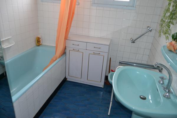 Plougasnou (29630) Plougasnou coeur du bourg, belle maison 1920 sur 1000 m2 de terrain clos.