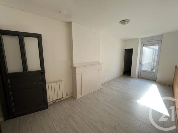 Appartement F3 à vendre  3 pièces - 45,81 m 2   CHATEAUBRIANT  - 44
