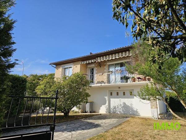 Vente / Maison T4 à Gençay (86160)