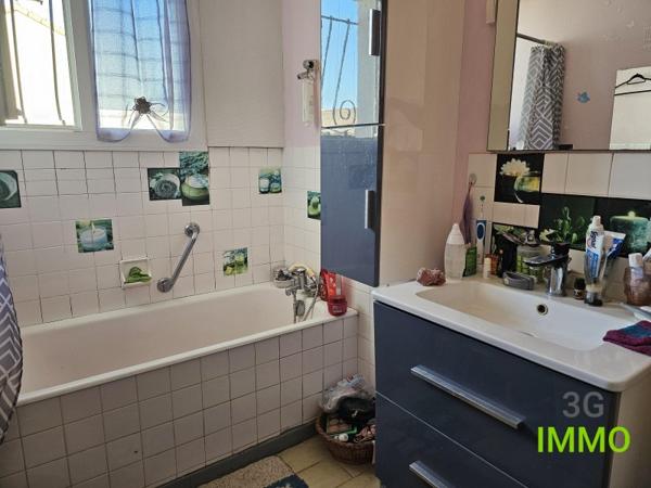 Vente / Maison T4 à Gençay (86160)