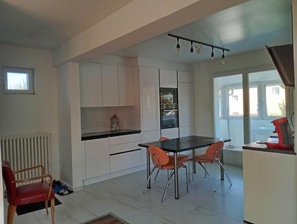 Villa à  Essert 5 chambres et 1000 m2 de terrain paysagé