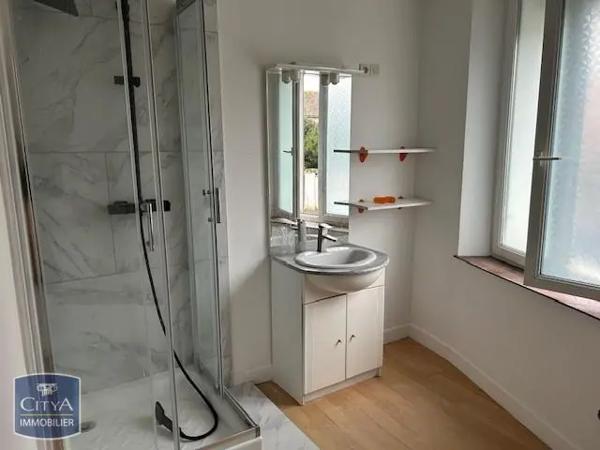 Appartement à louer 2 pièces 49m²