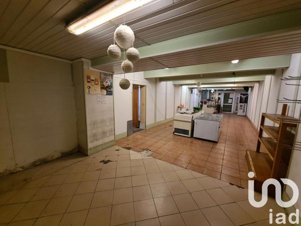 Apartment for sale 5 rooms 131 m² Saint-Jean-d'Angély