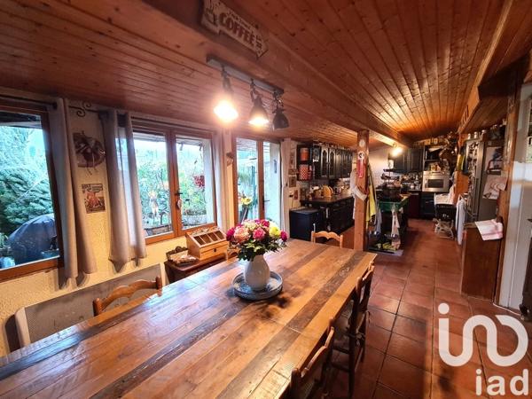 Apartment for sale 5 rooms 131 m² Saint-Jean-d'Angély