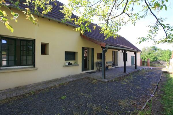 Maison à vendre 6 pièces MONTCOMBROUX LES MINES (03)