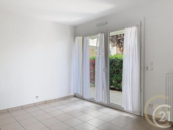 Appartement F2 à vendre  2 pièces - 43,69 m2 PRINGY - 77