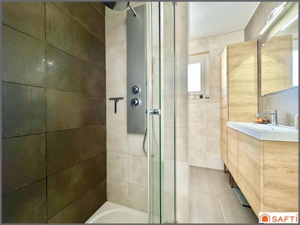 Jolie maison individuelle avec jardin et piscine