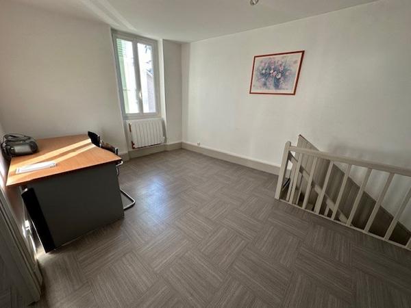 Local commercial · Location Montbonnot (38330) 93m²