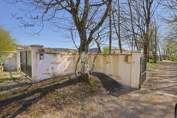 Maison à vendre 11 pièces proche de BOURG EN BRESSE (01)