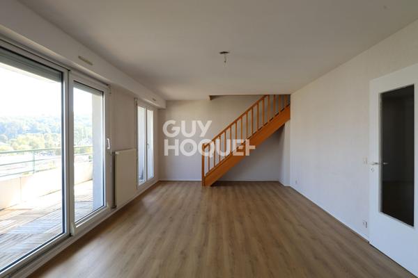 Rue Jules Ferry : T3 duplex en dernier étage + garage