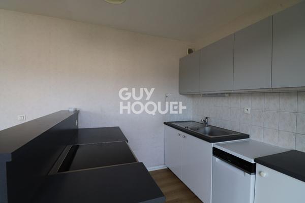 Rue Jules Ferry : T3 duplex en dernier étage + garage