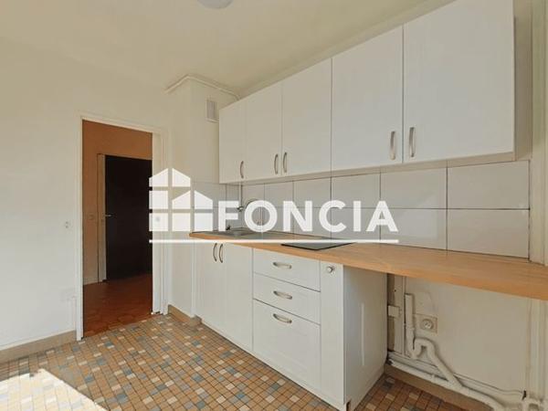 Location Studio 31.55 m² - ALLEE DES GUIGNIERS Coubron 93470