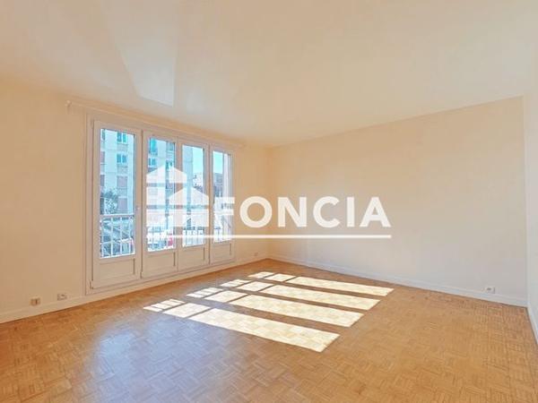 Location Studio 31.55 m² - ALLEE DES GUIGNIERS Coubron 93470