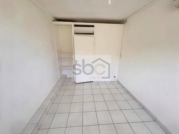 Cayenne centre – Local professionnel climatisé 28 m² – Idéal profession libérale ou bureau