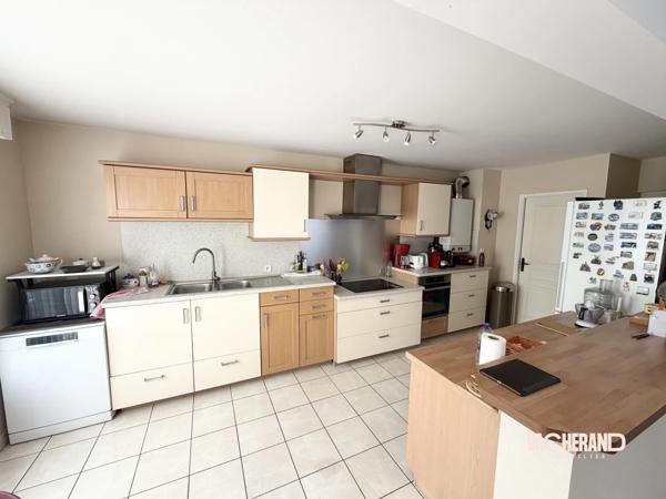 Appartement T3/4 lumineux avec garage attenant