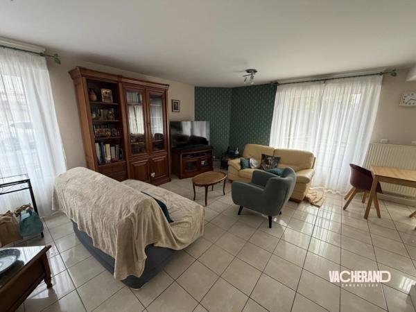 Appartement T3/4 lumineux avec garage attenant