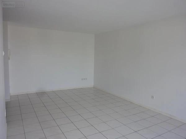 Location - Appartement Cambrai 59400 2 pièces 46 m 2