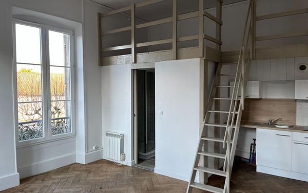 Appartement à louer    1 pièce • 27,46 m2 Agen