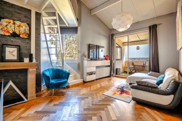 Duplex familial lumineux avec séjour Cathédrale – 102 m² – 4 chambres – Balcon – Box fermé 