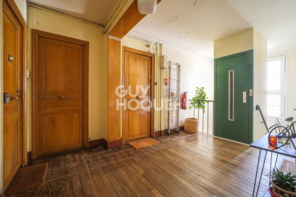 Appartement Paris 2/3 pièce(s) 58.20 m2