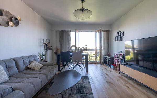 Appartement à vendre    3 pièces • 61,59 m2 Joinville-le-Pont