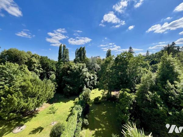 NANTES CAMUS - TRES BEAU T4 AVEC TERRASSE ET VUE DEGAGEE SUR LA CHEZINE