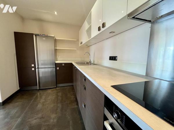 NANTES CAMUS - TRES BEAU T4 AVEC TERRASSE ET VUE DEGAGEE SUR LA CHEZINE