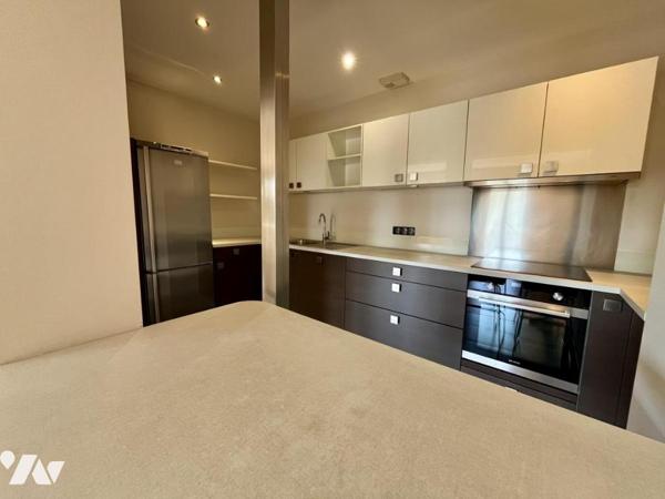 NANTES CAMUS - TRES BEAU T4 AVEC TERRASSE ET VUE DEGAGEE SUR LA CHEZINE