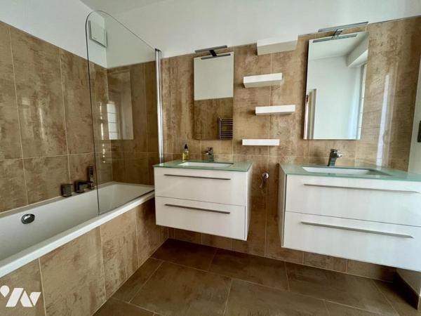 NANTES CAMUS - TRES BEAU T4 AVEC TERRASSE ET VUE DEGAGEE SUR LA CHEZINE