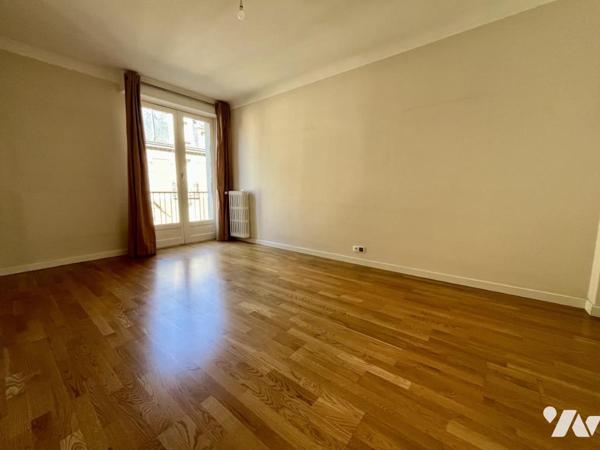 NANTES CAMUS - TRES BEAU T4 AVEC TERRASSE ET VUE DEGAGEE SUR LA CHEZINE