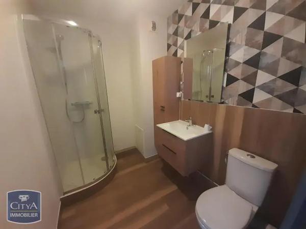 Appartement à louer 1 pièce 27.39m² Cholet (49300)