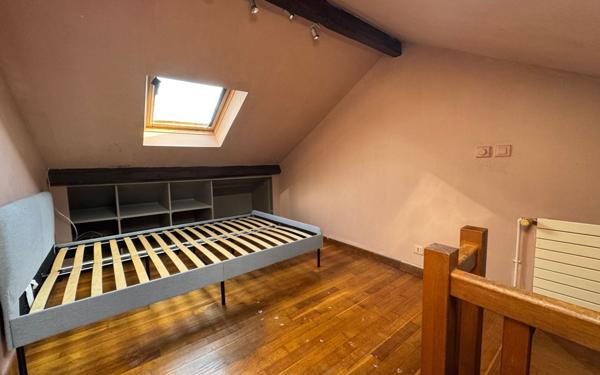 Appartement à louer    2 pièces •  Maisons-Alfort