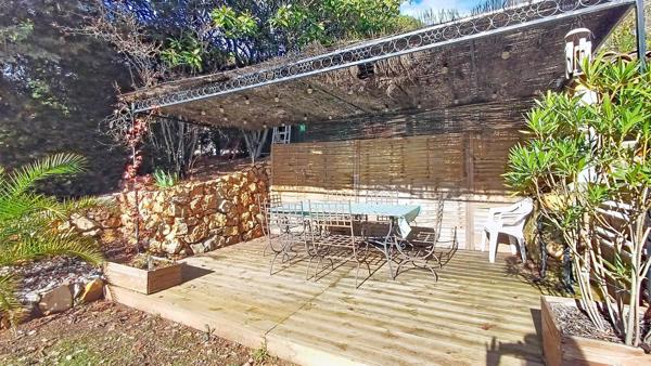 Maison lumineuse avec jardin sur Brignoles