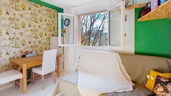 Maison lumineuse avec jardin sur Brignoles