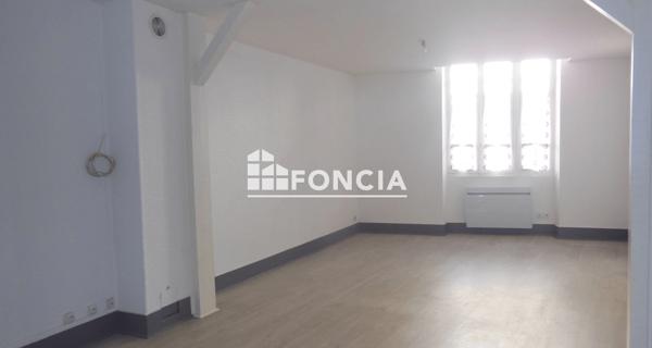 Location Maison 5 pièces 130.82 m² - Allevard 38580