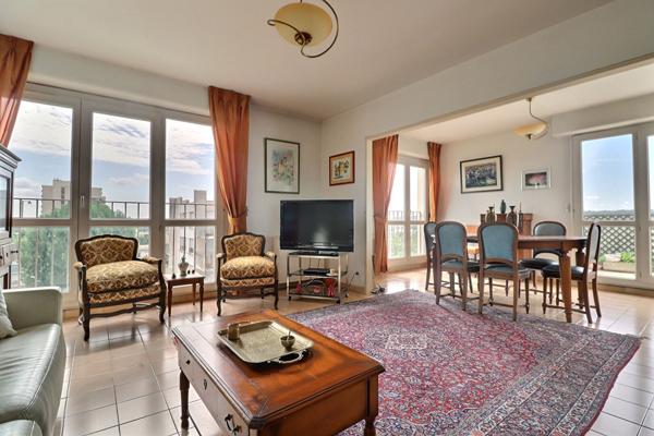 Appartement Le Plessis Bouchard 4 pièce(s) + Place de parking + Cave 86.37 m2