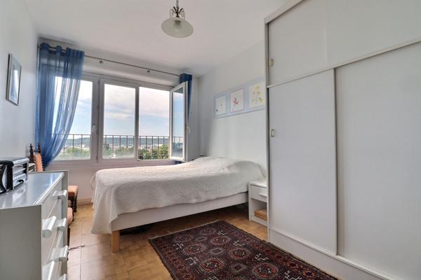 Appartement Le Plessis Bouchard 4 pièce(s) + Place de parking + Cave 86.37 m2