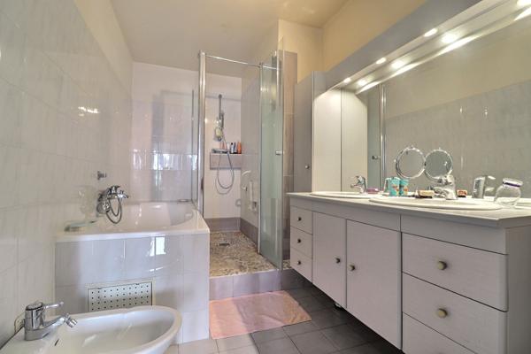 Appartement Le Plessis Bouchard 4 pièce(s) + Place de parking + Cave 86.37 m2