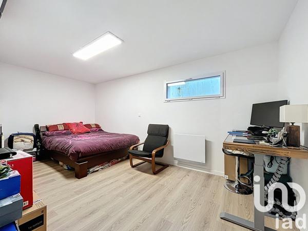 Maison à vendre 8 pièces 169 m² Nazelles-Négron