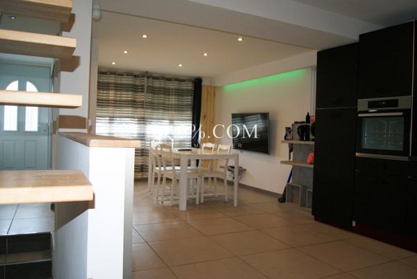 Maison 4 pièce(s) 2 chambre(s) 87 m²