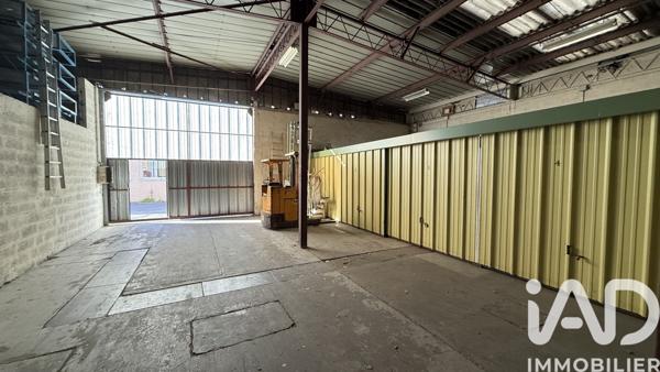 Immeuble à vendre 2 445 m² Garancières