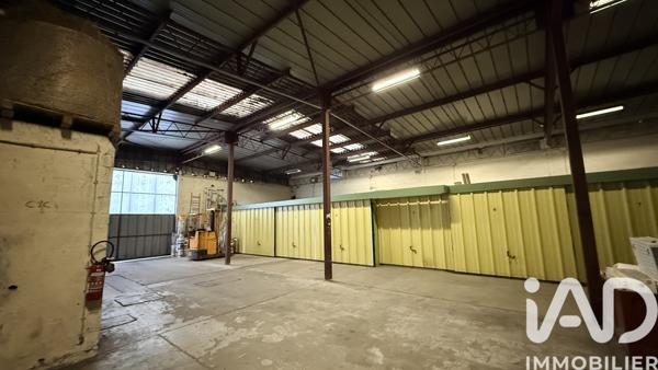 Immeuble à vendre 2 445 m² Garancières