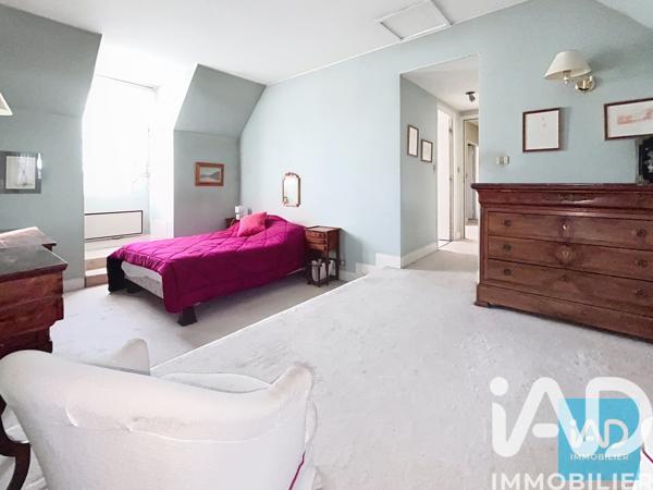 Maison à vendre 8 pièces 211 m² Louveciennes