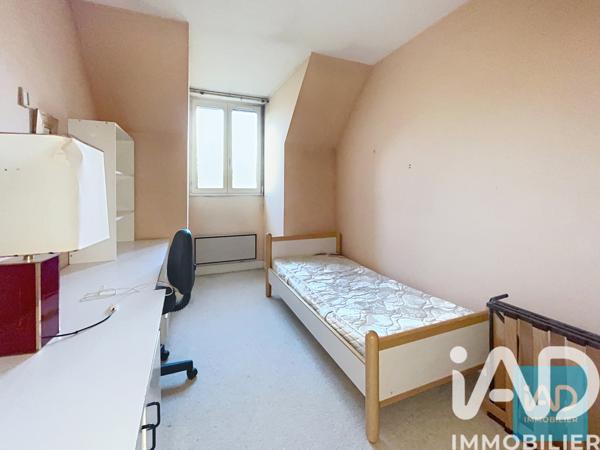 Maison à vendre 8 pièces 211 m² Louveciennes