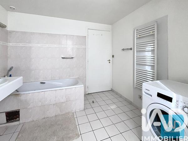 Maison à vendre 8 pièces 211 m² Louveciennes