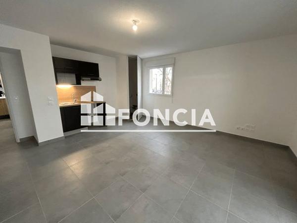 Location Appartement 2 pièces 42.4 m² - 69 RUE JOSEPH CARNINO Avignon 84140